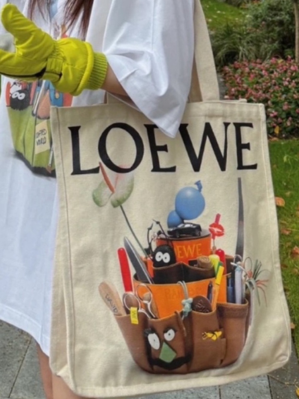 Loewe gift tote